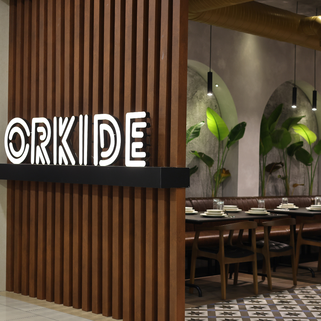 Orkide Restaurant Ambiance